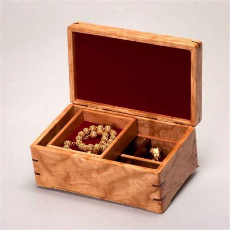 Small Circle Jewellery Box 